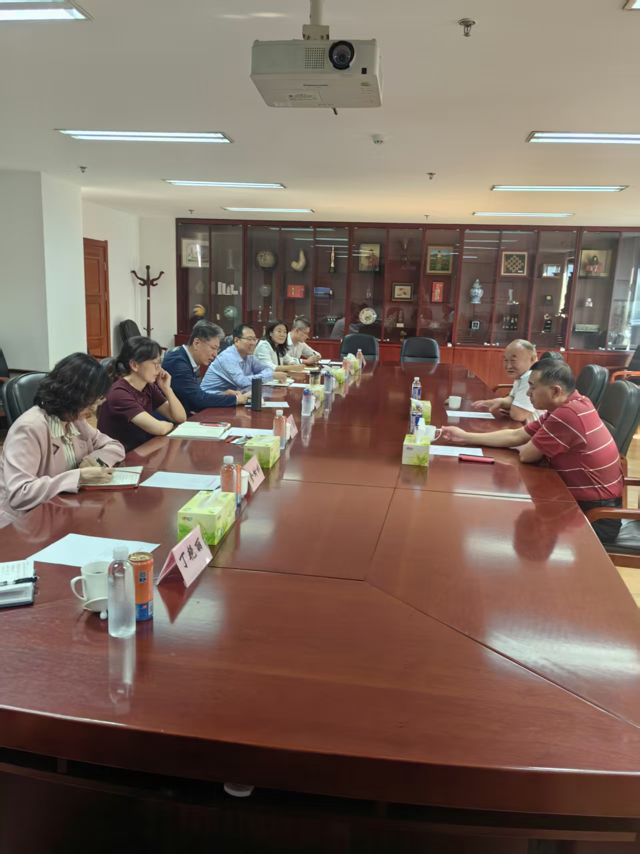 575b2f9ec97320902347a324184ad519.jpg 575b2f9ec97320902347a324184ad519.jpg